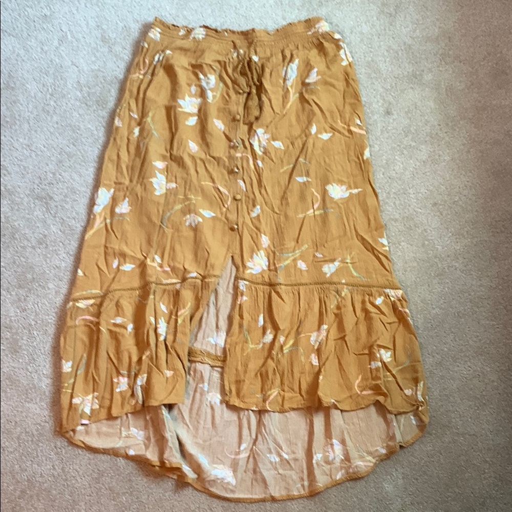 Wonderly Gold Ruffled Midi Skirt Resort Wear